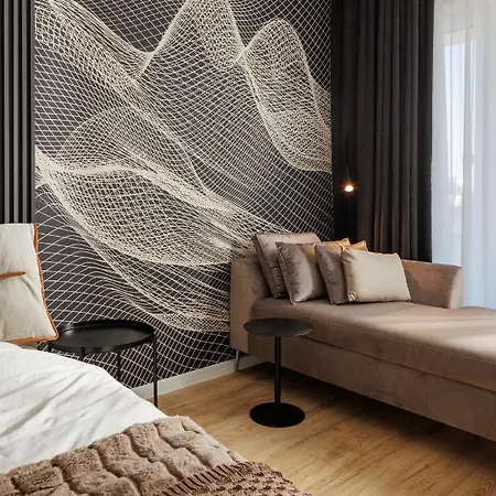 Apartment Mandala Designer With Free Private Parking, Near Mall Coresi