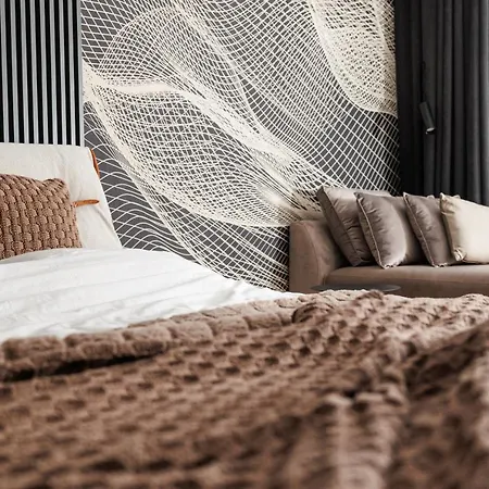 Apartment Mandala Designer With Free Private Parking, Near Mall Coresi *