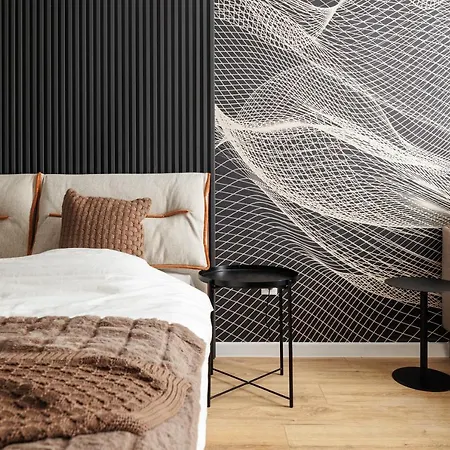 Mandala Designer With Free Private Parking, Near Mall Coresi Apartment