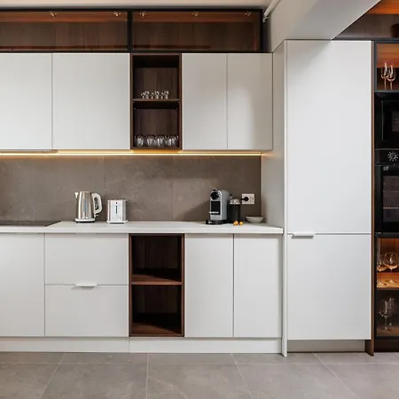 Apartment Mandala Designer With Free Private Parking, Near Mall Coresi Brasov